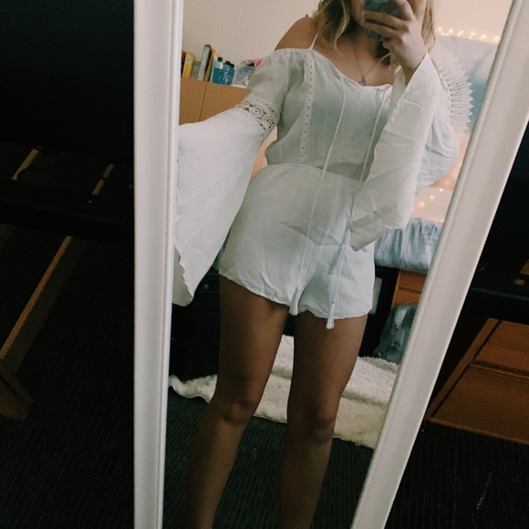 Forever 21 Dresses & Skirts - Forever21 Elegant White Princess Romper🤍